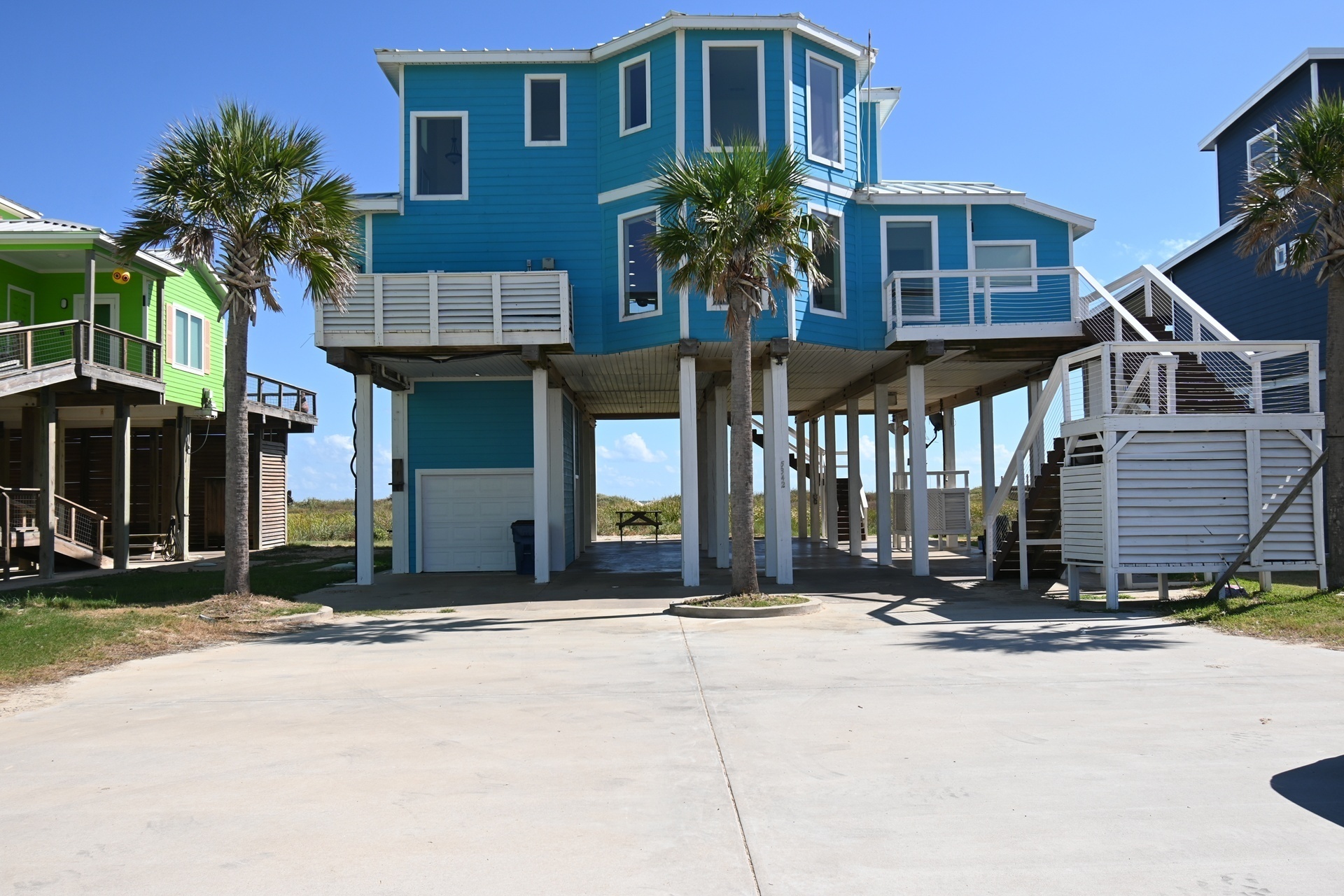 Salty Fins Beach House