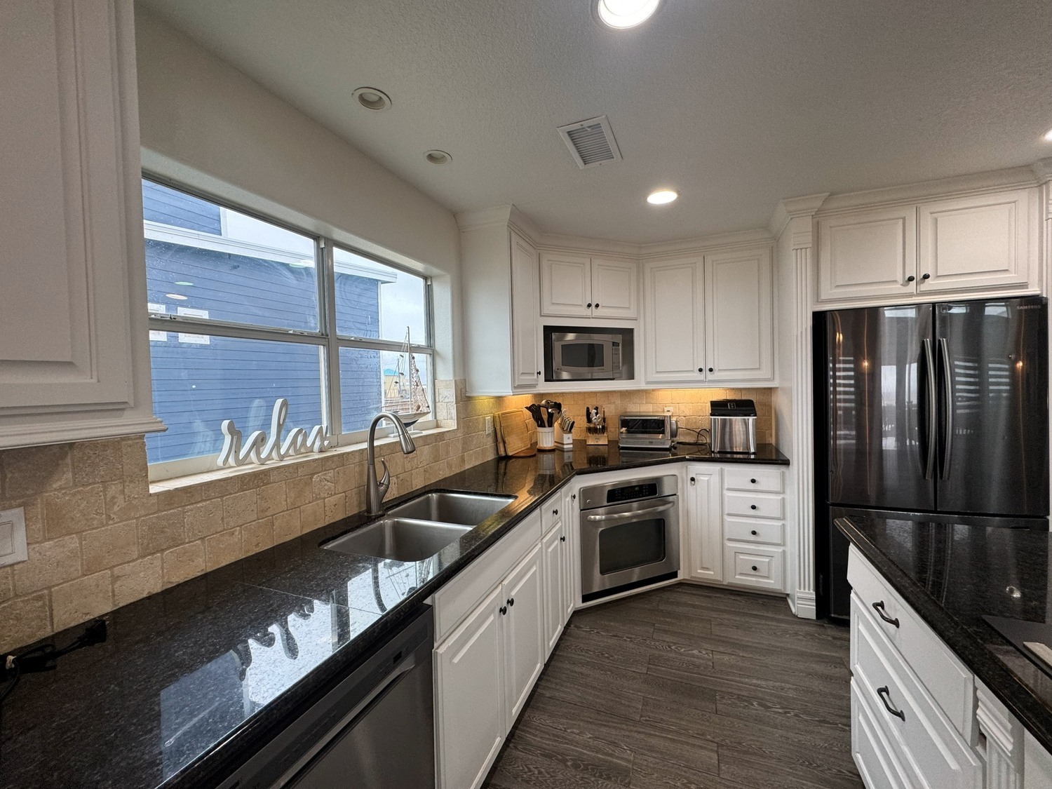 Salty Fins Beach House